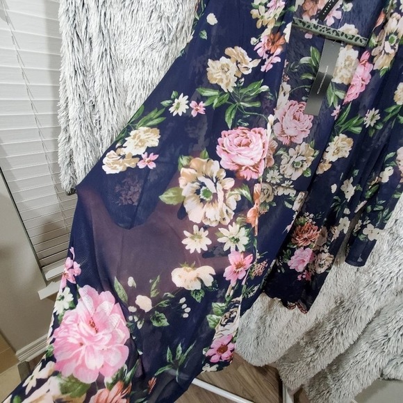 Gorgeous floral kimono coverup‎ cardigan plus - Picture 2 of 7